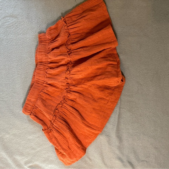 Flowy Boho Shorts - Picture 2 of 4